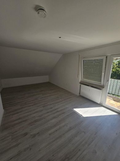 Großzügige 4,5-Zimmer-Wohnung in ruhiger Naturlage – Igelsbach – Zimmer 2