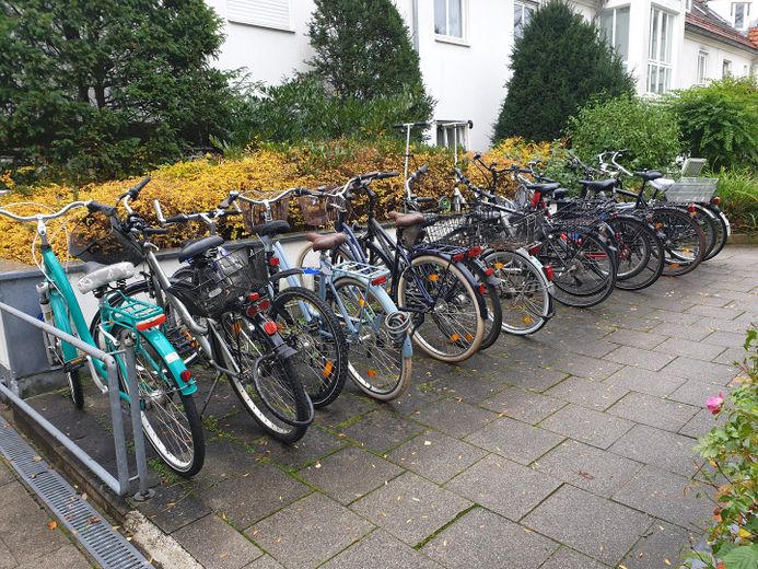 Fahrräder außen