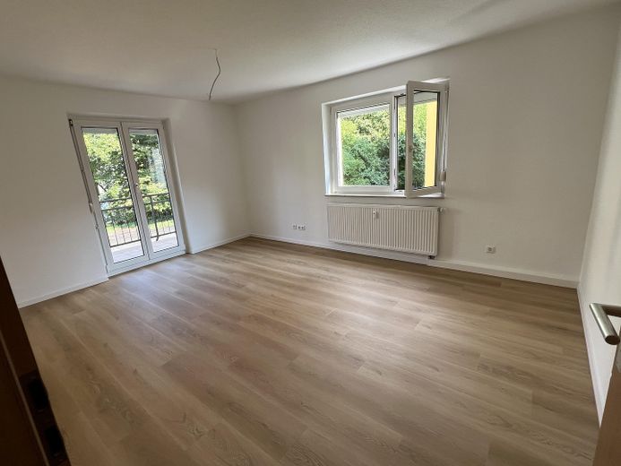 Frisch renovierte 4-Zi-Wohnung in Kornwestheim – फोटो 1