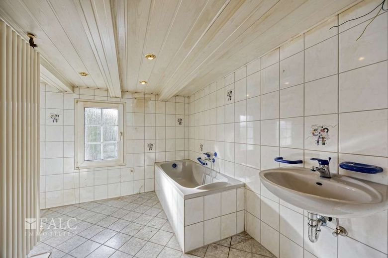Badezimmer OB