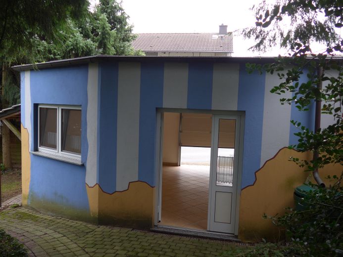 Oase der Ruhe in Witten Bommern: grosses Haus mit großem Grundstück zu vermieten – Doppelgarage