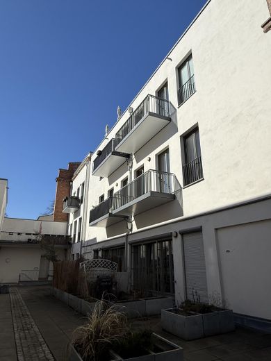 Historisches Loft in der Sternecker Brauerei | Für Singles, Paare oder als 3-Zimmer-WG geeignet – Hofansicht