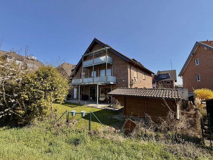 Barrierefreie Erdgeschosswohnung mit großem Garten & Terrasse in Wesseling-Keldenich – Gartenhaus