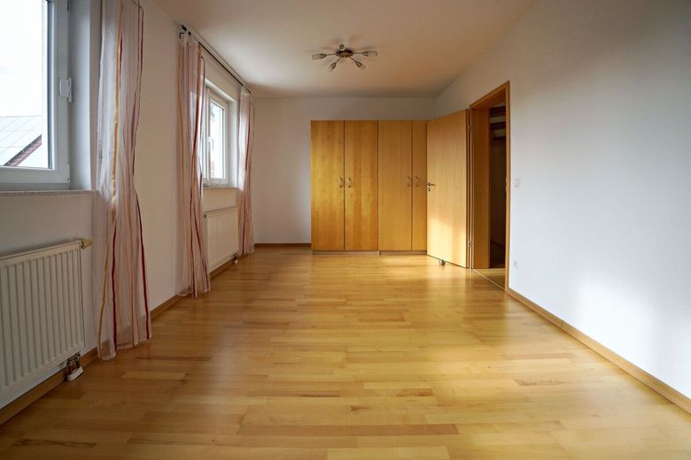 Sofort verfügbar: Gut geschnittenes Reihenmittelhaus in Langenhagen - Kaltenweide zu verkaufen! – Schlafzimmer