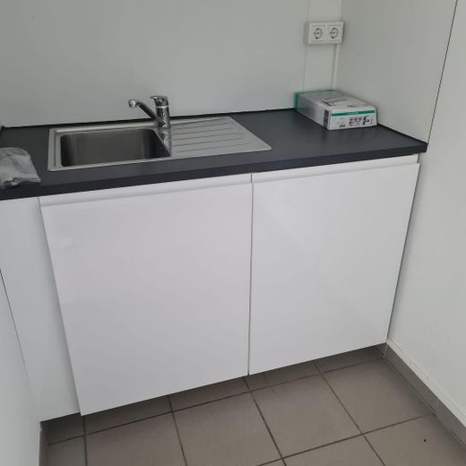 Werkstatt-Lager-Büro -provisionsfrei – Teeküche