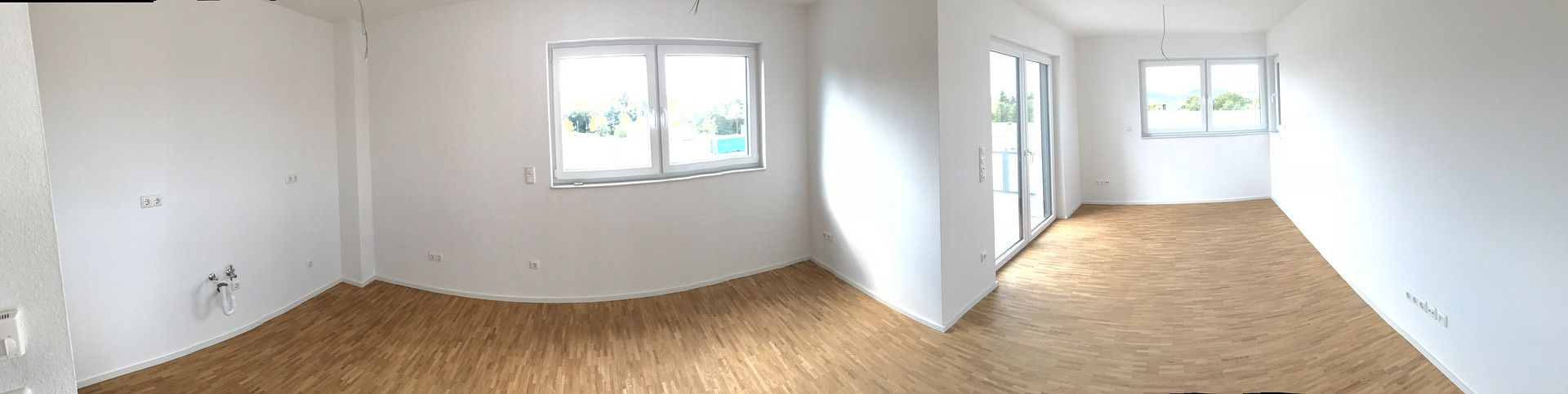 2 ZKB, WC, Einbauküche, Balkon, Keller, Neubau 2018 – Wohn- und Esszimmer