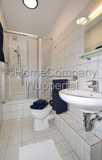 Helle 2-Zimmerwohnung mit Balkon und DSL-Zugang – a200dbf3c8eb1ec1b2fcb1d9b30a7babbbef0a06.jpg