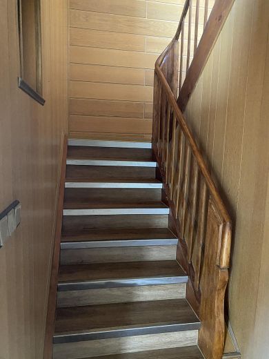Vrijstaande woning met balkon en garage – Foto 36