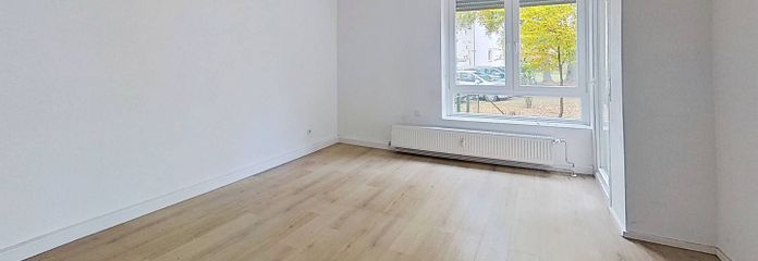 ** Moderne 4-Zi.-Erdgeschosswohnung mit Terrasse&Tageslichtbad in Roding ** – Ansicht I: Wohn- und Esszimmer