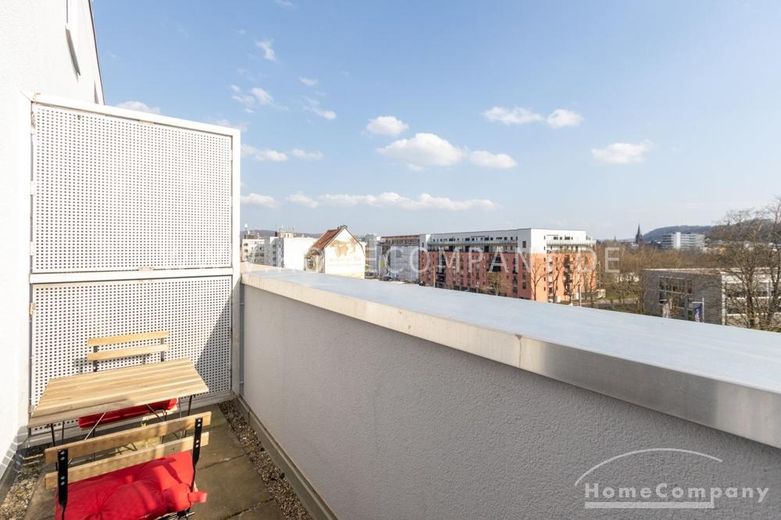 **Lichtdurchflutete Maisonette-Wohnung  zentrumsnah in Saarbrücken** – 98c5ca2f0b41d977c466da6546dc254ef6615bed.jpg
