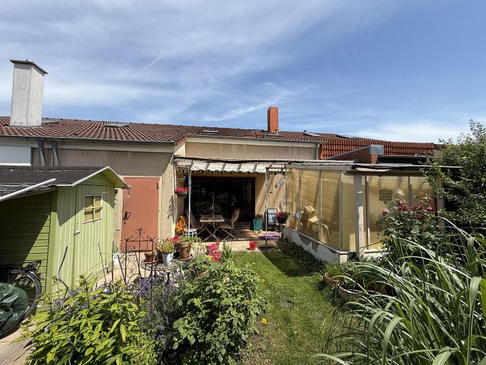 Behagliches Reihenhaus mit Garten – Foto 12