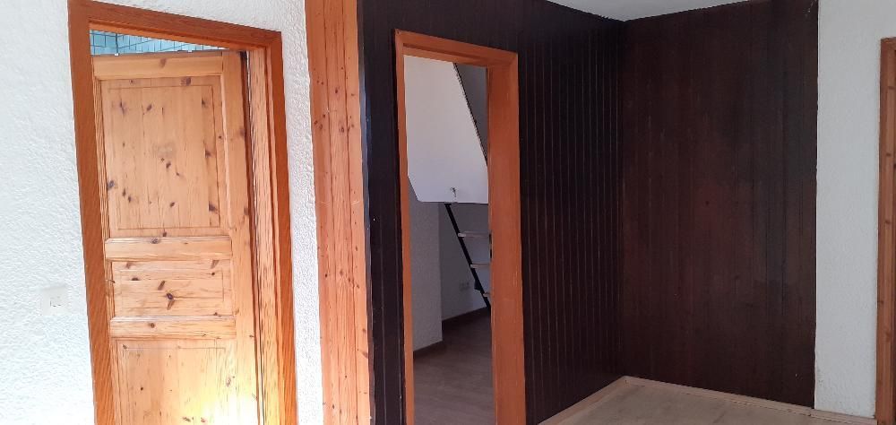 Gemütliche, helle 3 Zimmer Dachgeschosswohnung, zentral in Mz-Ebersheim – Küche 3