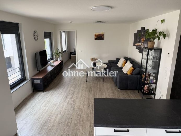 Appartement lumineux de 3 pièces avec balcon dans le quartier Steingau – Kirchheim unter Teck – Photo 1