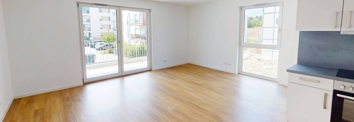 Modern wooncomfort: Lichtovergoten nieuwbouwappartement met 3 kamers, BALKON en INBOUWKKEUKEN – Ansicht I: Wohn- und Esszimme…