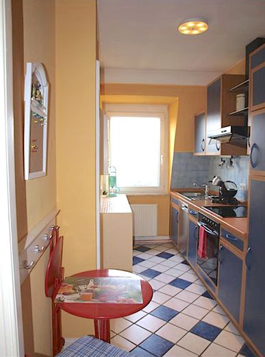 Apartment mit Aussicht chic möbliert 35qm Elberfeld Nähe Rathaus, St. Josef, Bayer + Nordbahntrasse – Küche