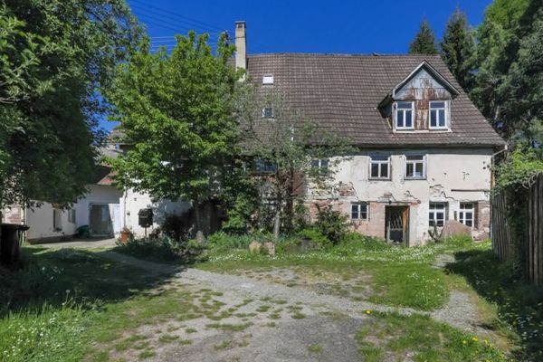 Historisches Anwesen mit idyllischem Garten