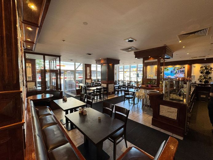 Türkisches Holzkohle Restaurant mit Ausbaumöglichkeiten  in Hamburg Jenfeld – Gastraum 2