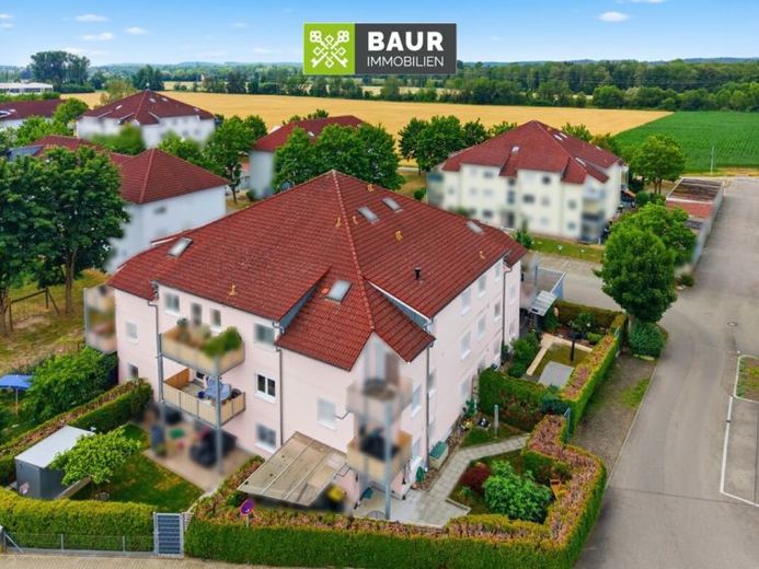 360° I Großzügige 2-Zimmer-Wohnung in Illertissen mit Balkon und Außenstellplatz – फोटो 1
