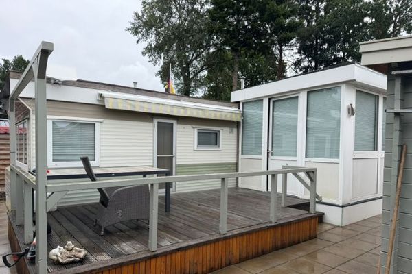 odnowiony domek mobilny w Kluse