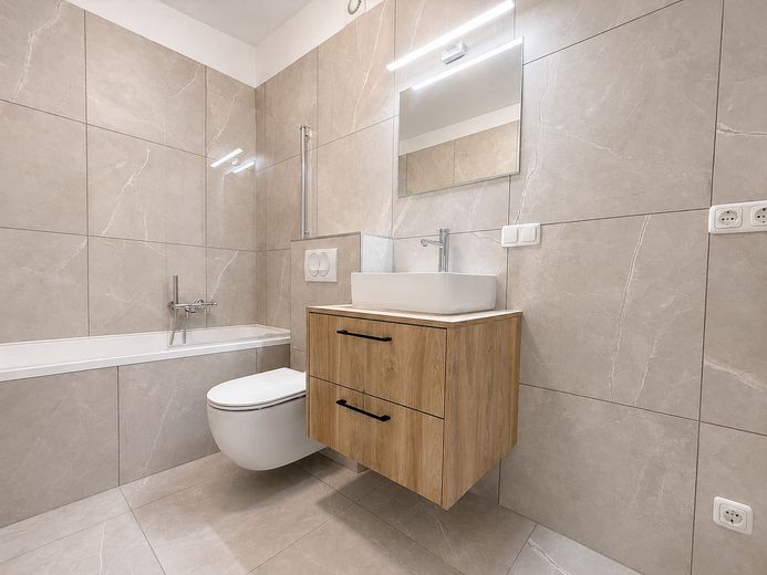 Ampio appartamento di 2 locali con cucina componibile a Magdeburgo (WE30) – Badezimmer