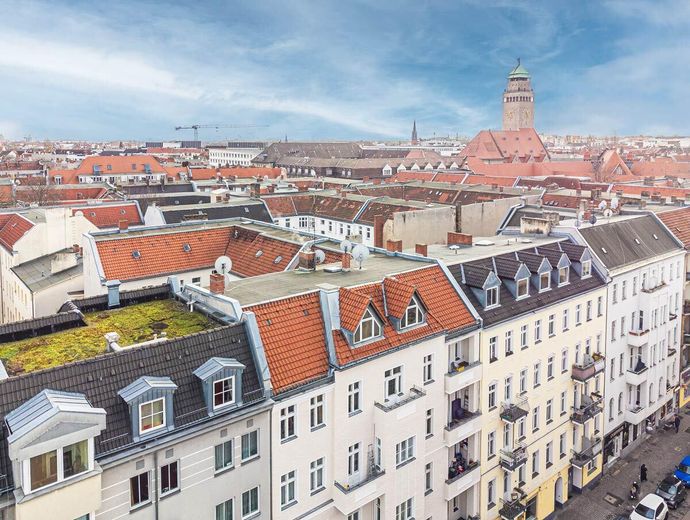 Großzügige Altbauwohnung mit Loggia | Bezugsfrei Ende 2026 – Fuldastraße