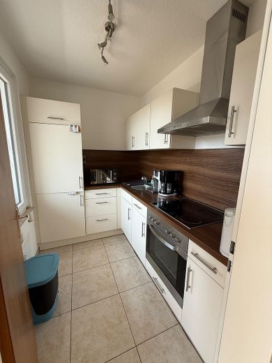 Attraktive 2-Zimmer-Wohnung mit Balkon in zentraler Lage in Haan – Küche