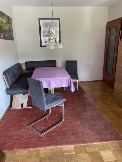 Dużo miejsca dla rodziny – w pełni podpiwniczony dom szeregowy o powierzchni mieszkalnej 146 m² – Essbereich
