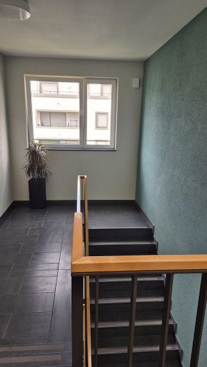 PROVISIONSFREI Penthouse 112 m², WESTFLÜGEL Riedberg, A+ Hausgeld EUR275 -  47,5m² Dachterrasse – Gepflegtes Treppenhaus