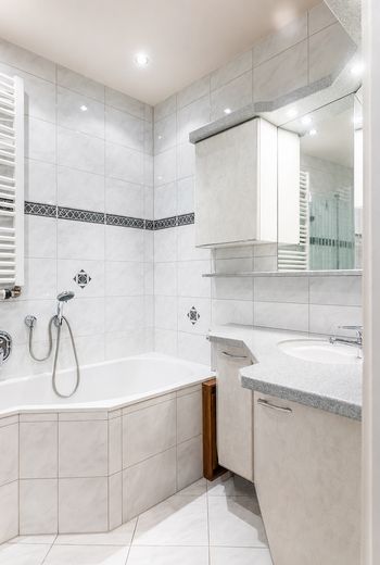 Well-maintained 3-room apartment with balcony, elevator and underground garage in Koblenz-Metternich – commission-free – Foto 7