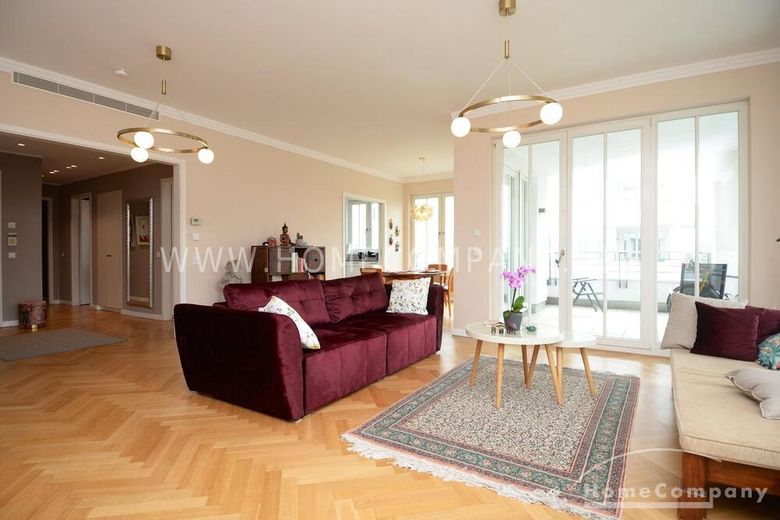 Exklusive, voll möblierte Luxuswohnung am Potsdamer Platz – e3ccfc85459f393d96704fc43ac01b1c9de62c2e.jpg