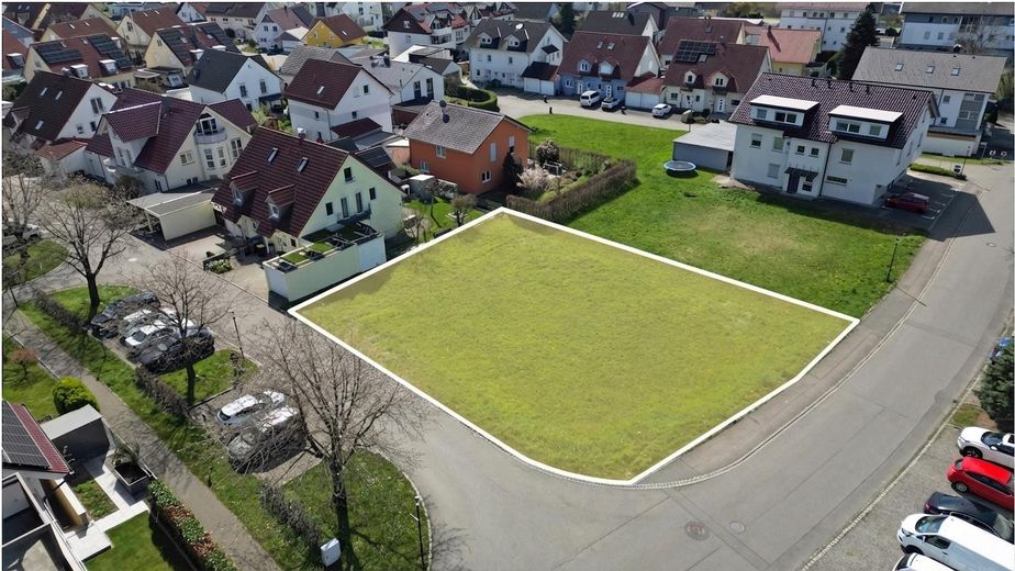 904 m² Eckgrundstück