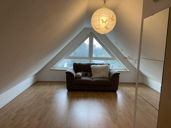 Light-filled 6.5-room apartment – Hobbyraum / weiteres Zimmer