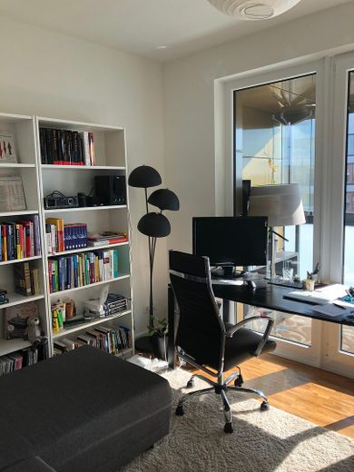 Helle, moderne City Maisonette Wohnung am Kanal – Arbeitszimmer