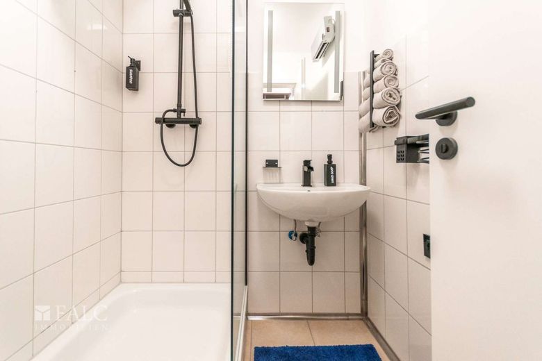 Möbliertes City-Apartment für langfristiges Wohnen – Badezimmer