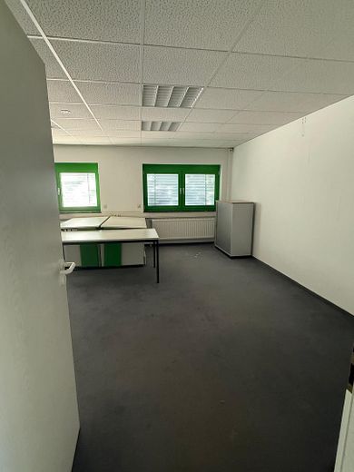 Oficina · Consulta · Autoescuela · Formación: dos plantas, divisibles desde 40 m² – Foto 7