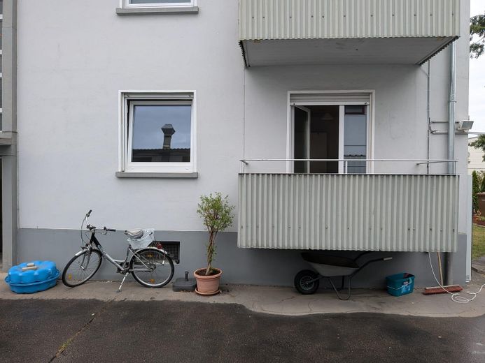Balkon zur Wohnung