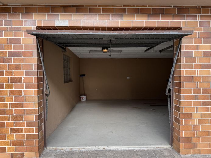 Garage 2/2