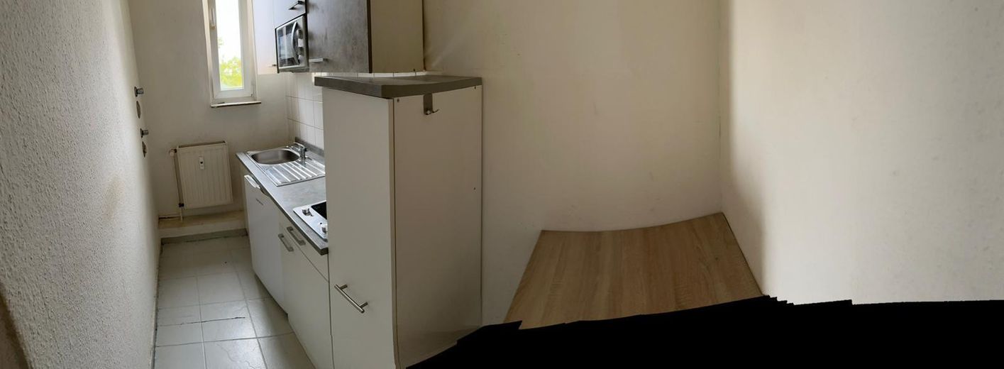 Küche mit Einbauküche