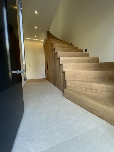 Kernsanierte Doppelhaushälfte in Heroldsberg – Einziehen statt renovieren – Foto 5