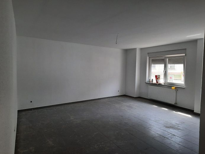 Kernsanierte helle 2-Zimmer-Erdgeschosswohnung in Recklinghausen-Grullbad – Wohnzimmer