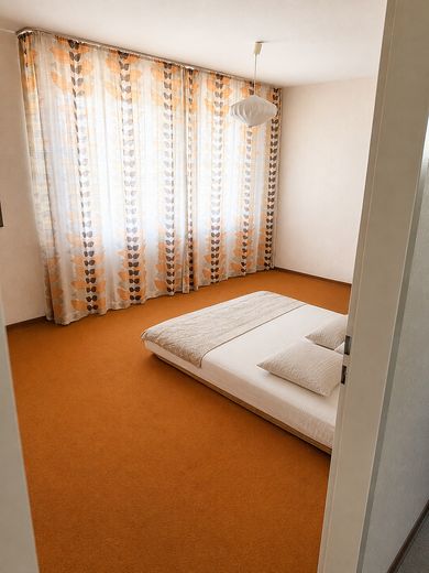 Abitare spaziosamente. Affacciarsi sul verde! 3,5 locali 102 m² Fellbach-Schmiden incluso posto auto in garage sotterraneo – Schlafzimmer