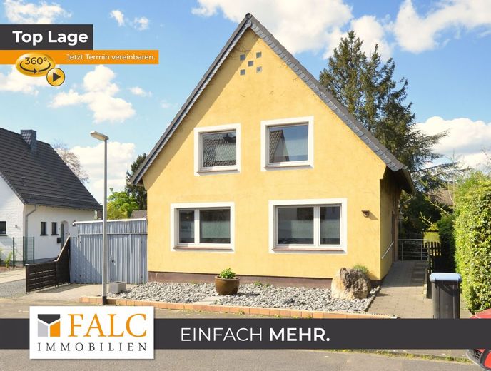 Freistehendes Einfamilienhaus mit großem Garten! – Hausansicht
