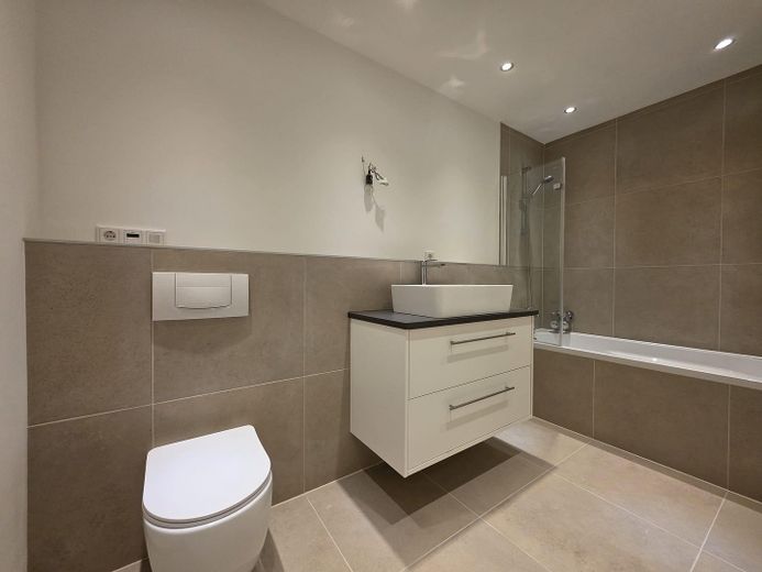 Moderne 3-Zimmer ETW, Erstbezug nach Sanierung, inkl. TG-Stellplatz, ohne Courtage – Foto 8