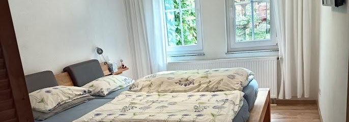 Schlafzimmer 1 mit Ankleide GG
