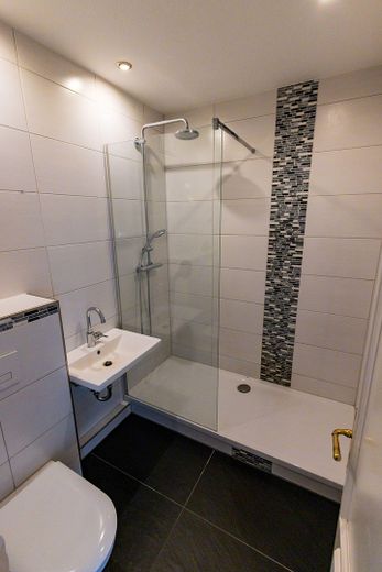 Listed monument-protected maisonette · 137m²· 70 m² roof terrace · elevator · vacant · Leipzig Zentrum-Nord – Bad DG