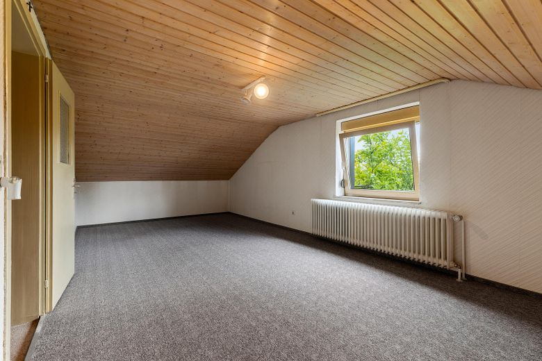 2.Schlaf-/Kinderzimmer DG