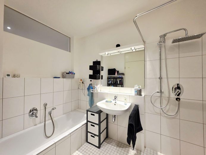 Toll geschnittene Wohnungen mit Südbalkon zur Selbstnutzung und/oder als Kapitalanlage, ab 189.000 € – Bad 02 (Whg. GG)