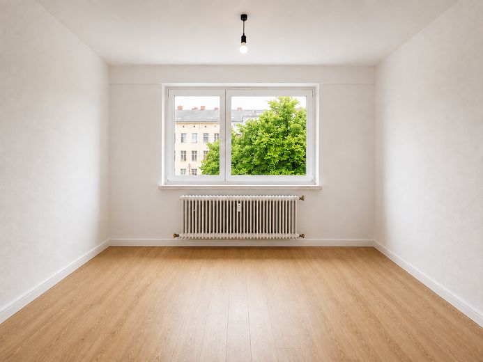 ERSTBEZUG: 2 Zimmer Wohnung im Bergmannkiez – mit zwei Balkonen – Beispiel Bild nach Sanierung