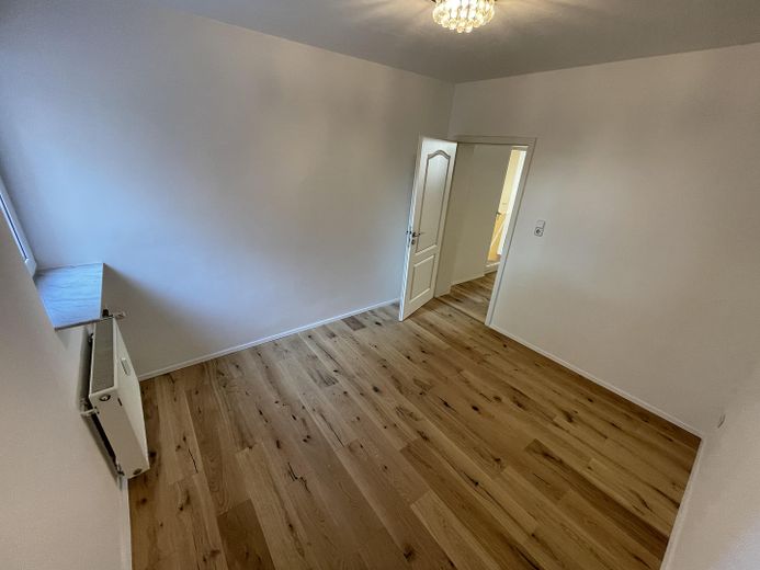 Top Gepflegtes MFH mit Rendite – Schlafzimmer EG