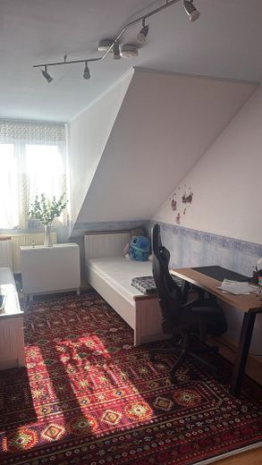 Wunderschöne Dachgeschosswohnung im Herzen von Luckenwalde – Schlafzimmer